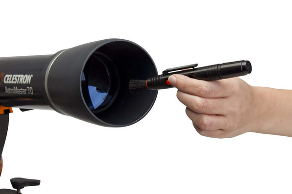 Celestron Lens Pen Optics Cleaning Tool (93575) - All-Star Telescope Canada - For All Things Astro, Binoculars, And Science | Celestron Lens Pen Optics Cleaning Tool (93575)